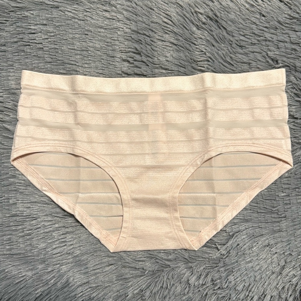 VS Hiphugger Panty